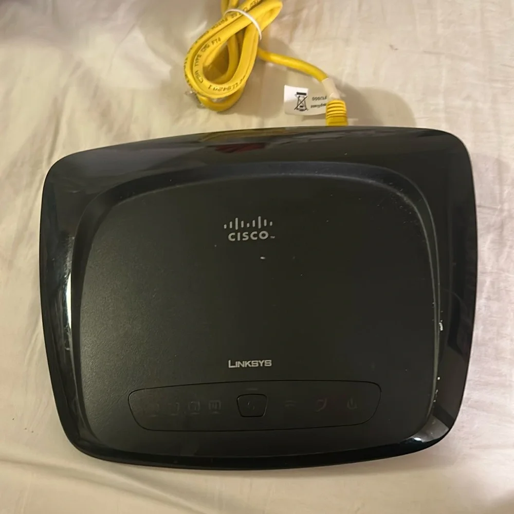 Wireless router Linkysys by Cisco 4 port